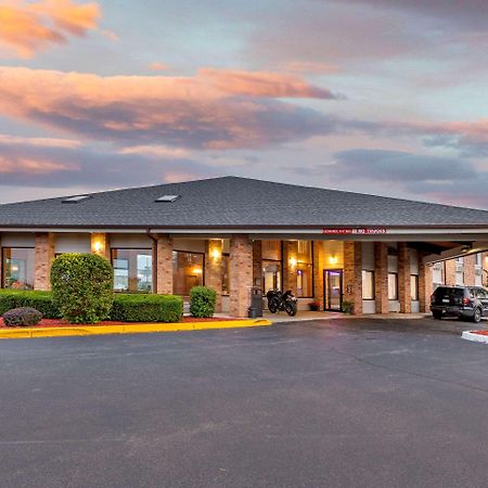 Rodeway Inn Coopersville Εξωτερικό φωτογραφία