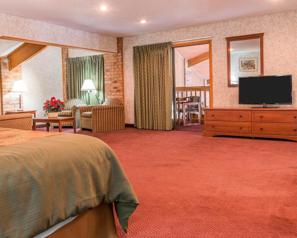 Rodeway Inn Coopersville Εξωτερικό φωτογραφία