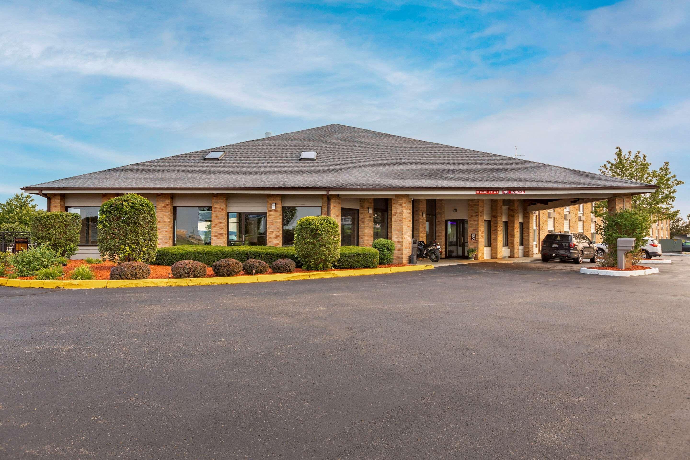 Rodeway Inn Coopersville Εξωτερικό φωτογραφία