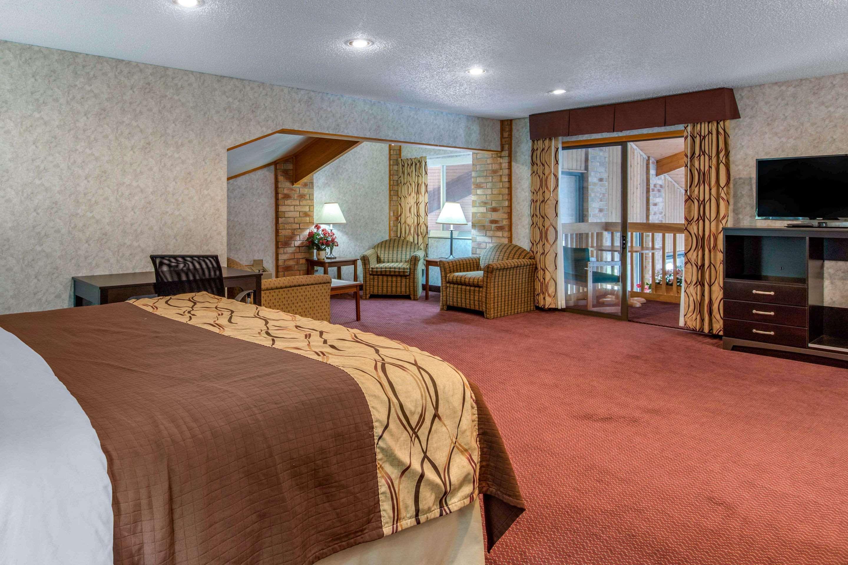 Rodeway Inn Coopersville Εξωτερικό φωτογραφία
