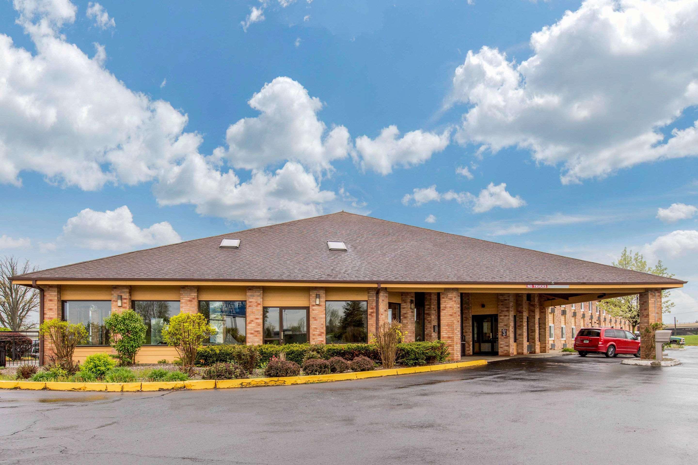 Rodeway Inn Coopersville Εξωτερικό φωτογραφία