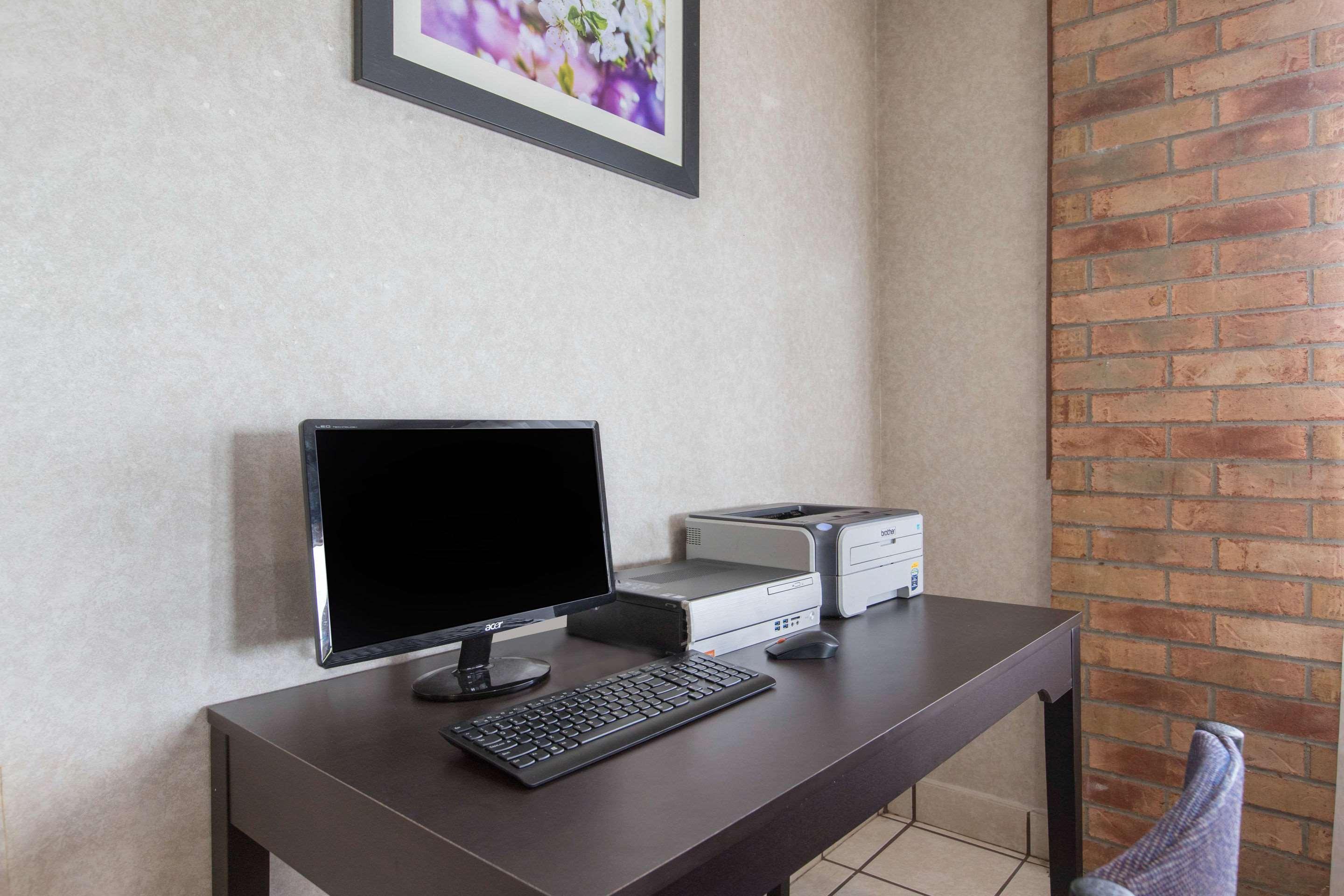 Rodeway Inn Coopersville Εξωτερικό φωτογραφία