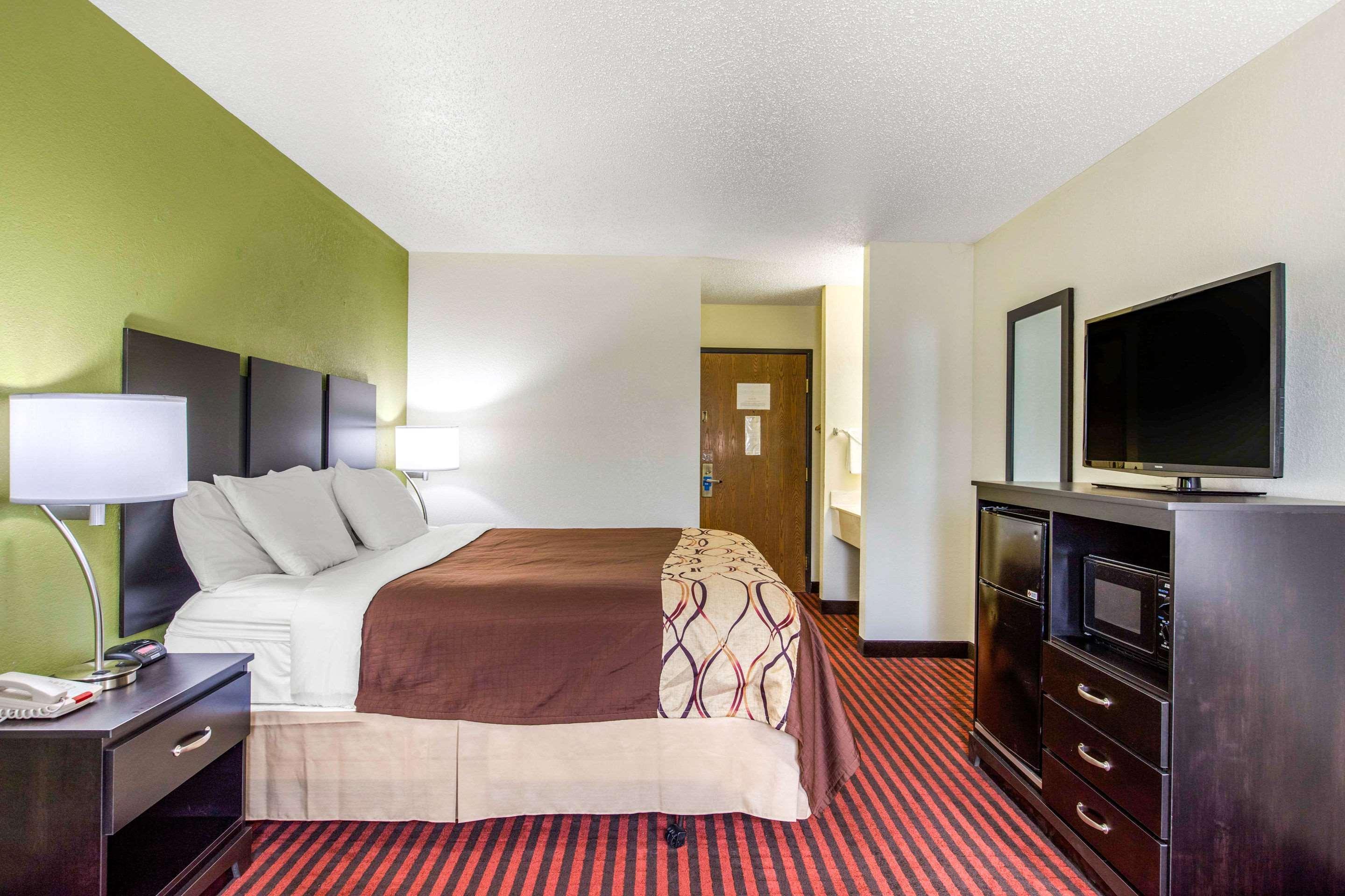 Rodeway Inn Coopersville Εξωτερικό φωτογραφία