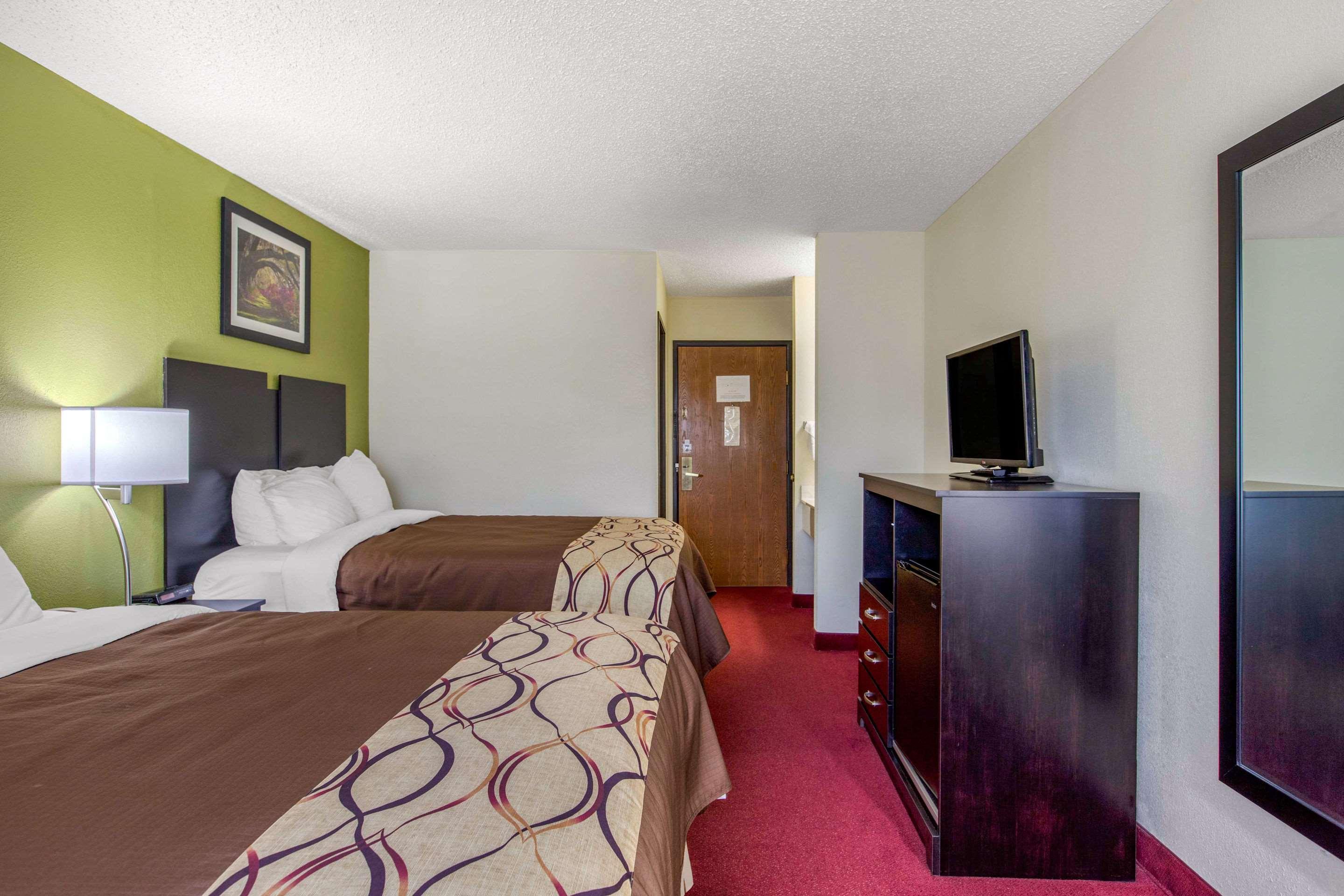 Rodeway Inn Coopersville Εξωτερικό φωτογραφία